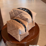 Zlatni pliš neseser