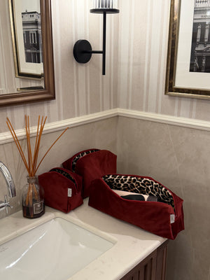 Burgundy velvet case for Dyson Airstrait