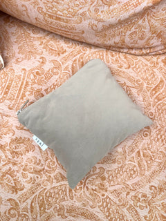 Light beige velvet clutch