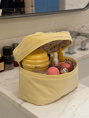 Mini yellow velvet beauty case