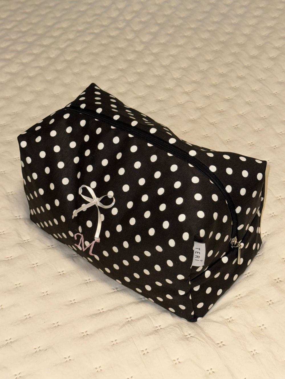 Jumbo polka dot vanity bag