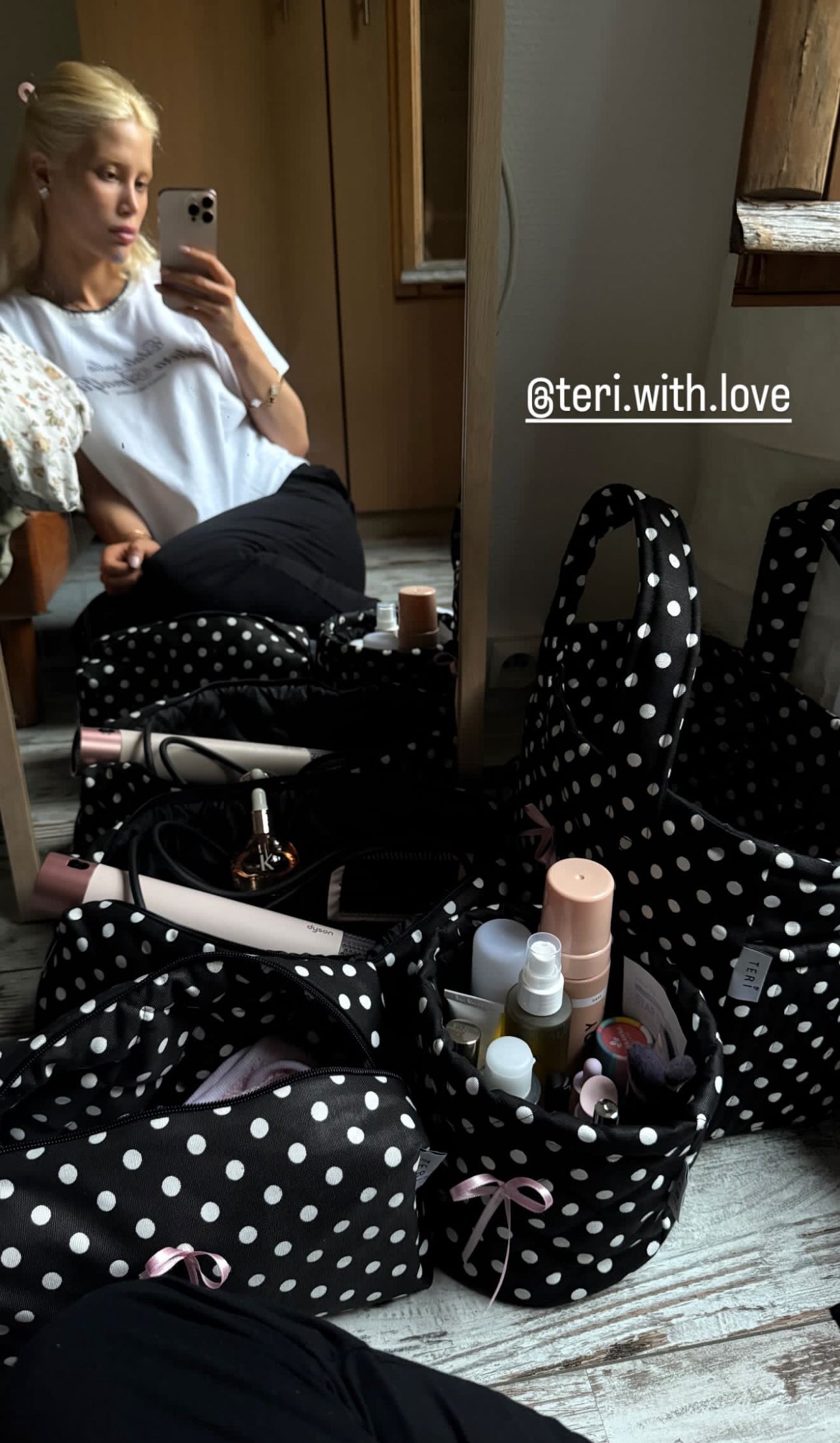 Polk dot neseser