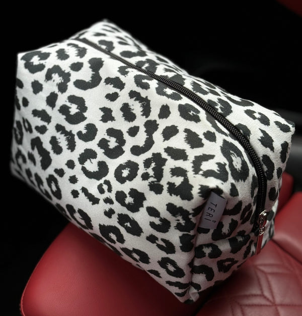 White leopard vanity bag