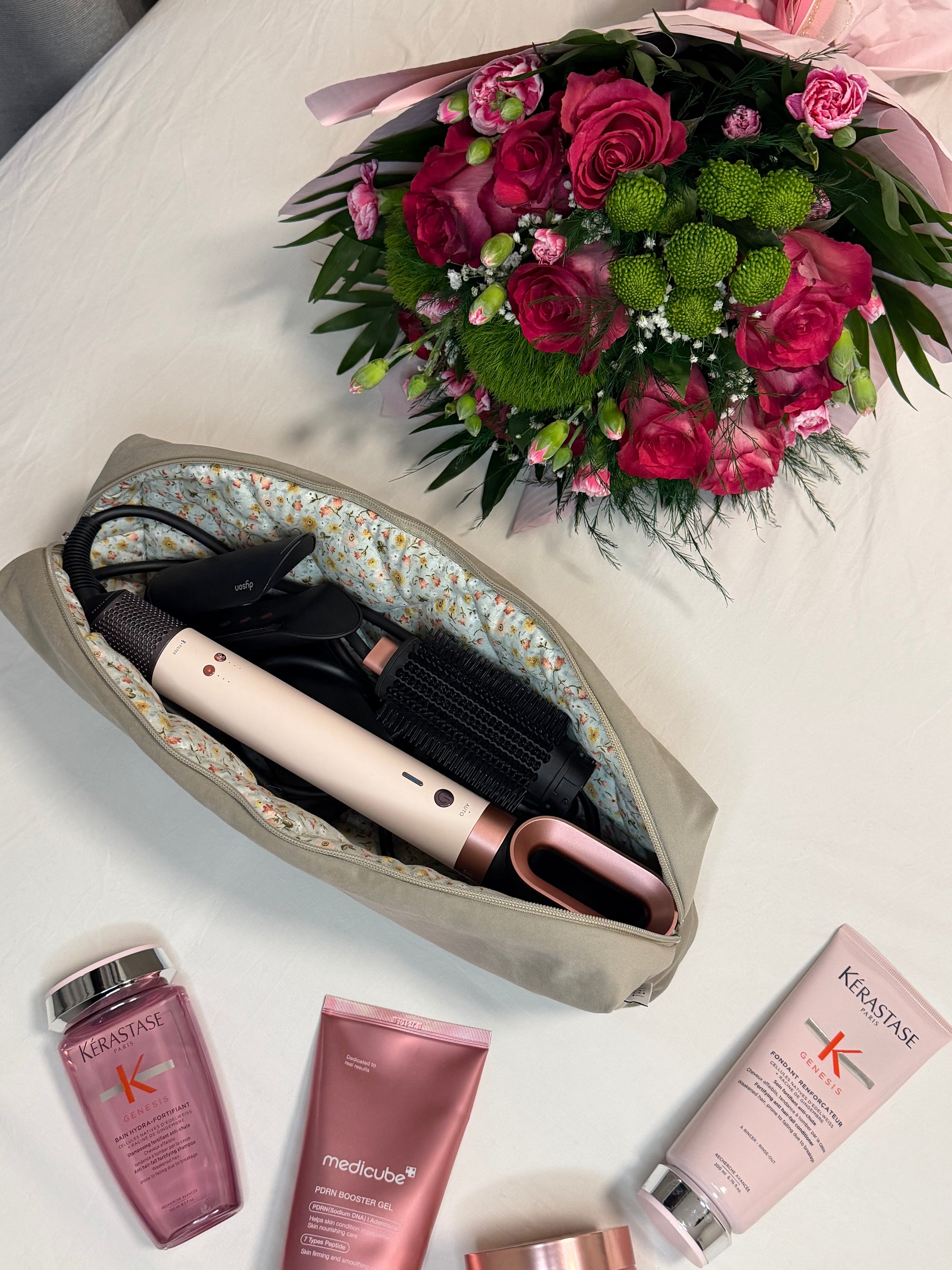 Svetlo bež pliš futrola Dyson Airstrait