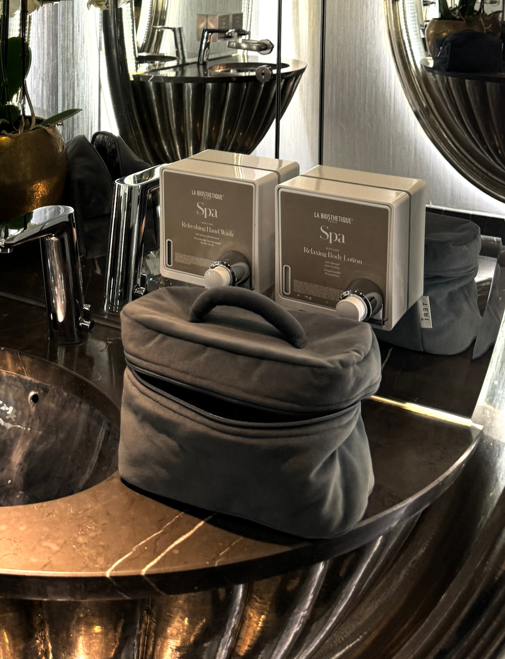Big dark gray velvet beauty case
