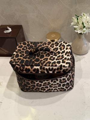 Big leopard beauty case