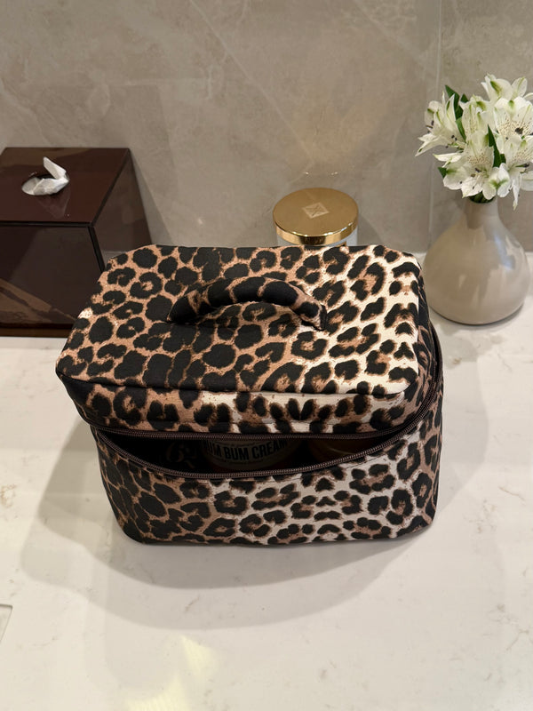 Big leopard beauty case