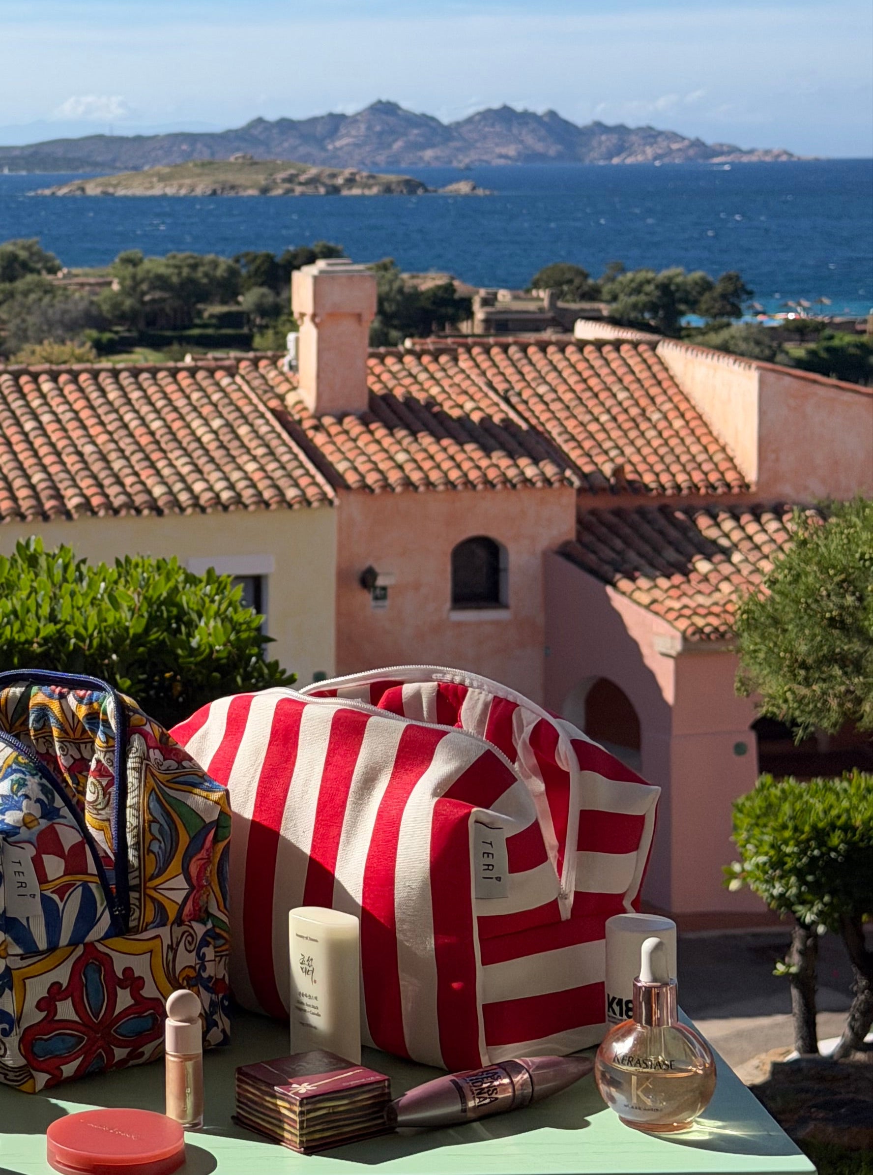 Crveni porto neseser
