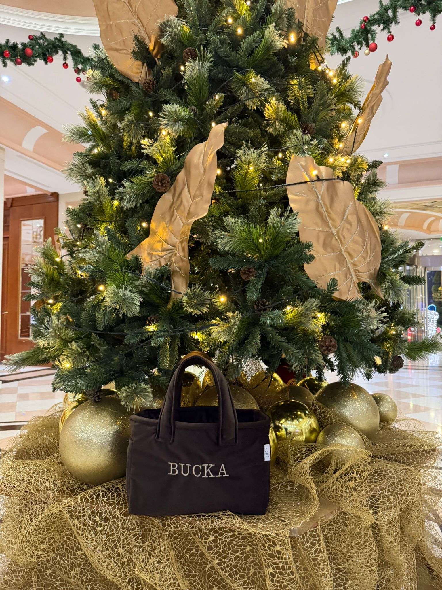 Tamno braon plišana MINI torba