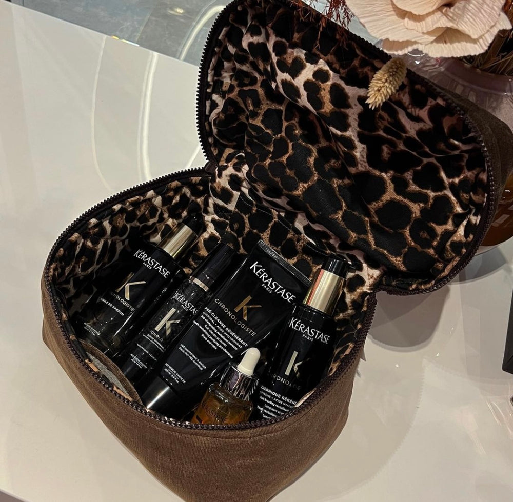 Big brown velvet beauty case