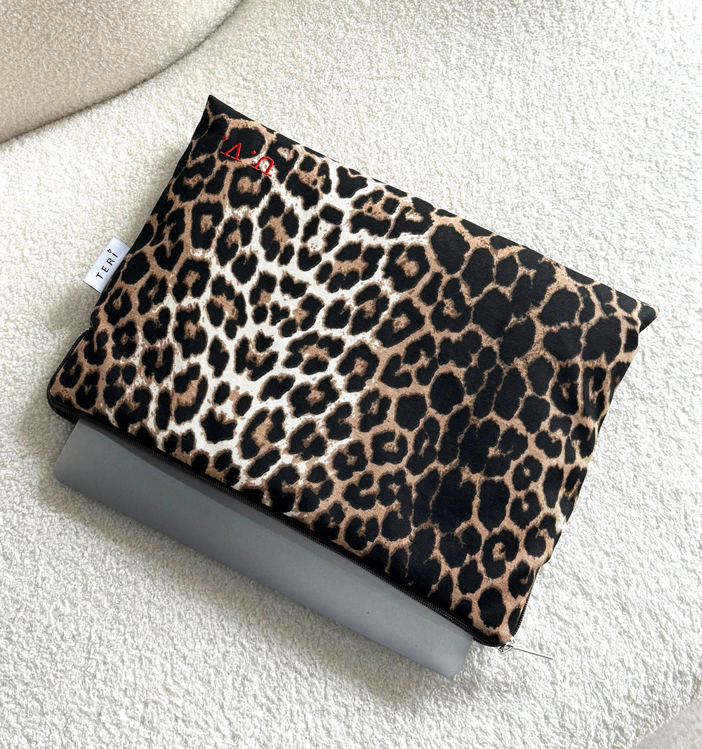 Leopard laptop sleeve 14”