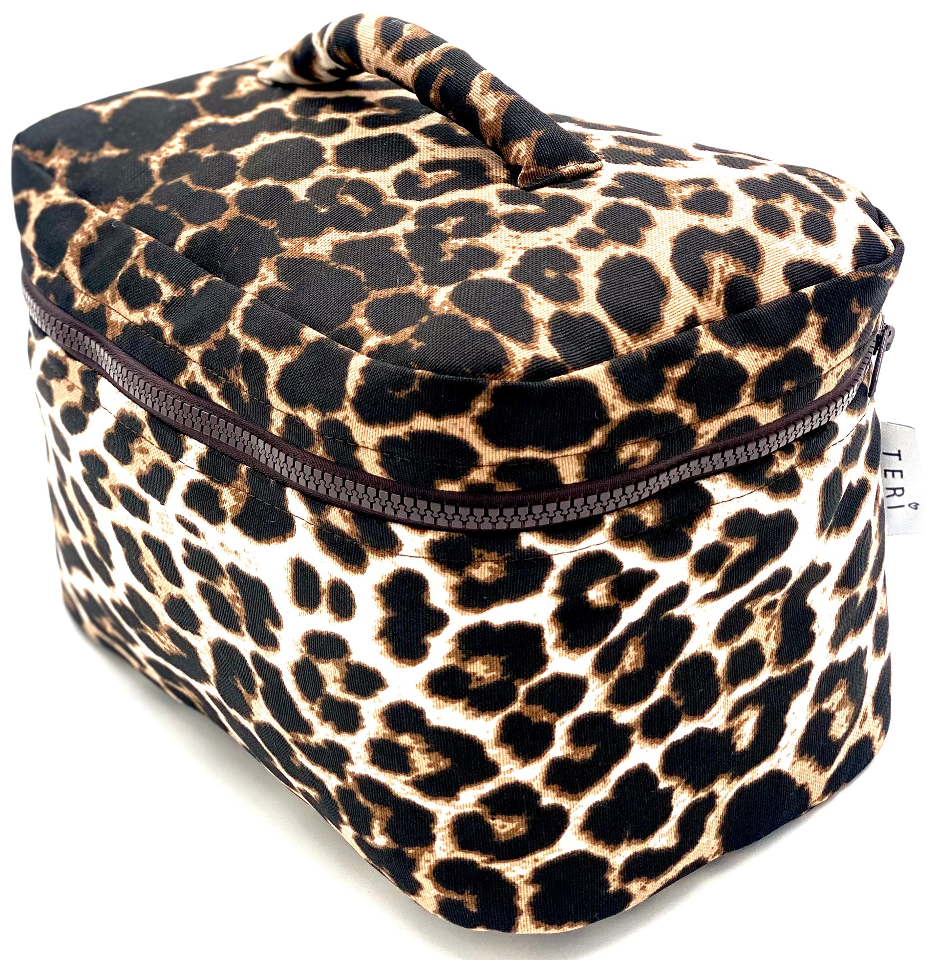 Leopard koferčić