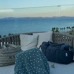 Tamno siva plišana torba za mame