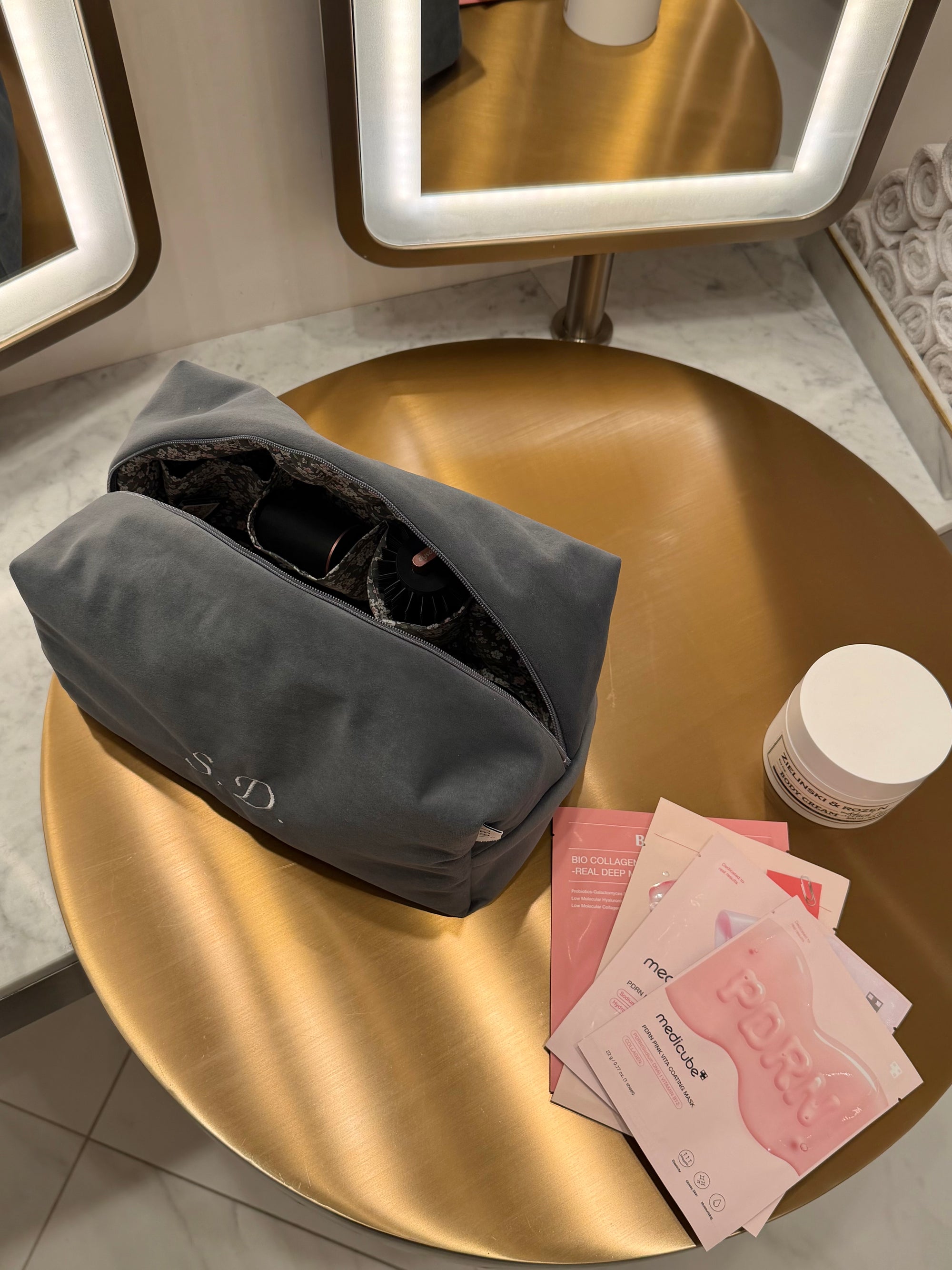 JUMBO tamno sivi plišani neseser