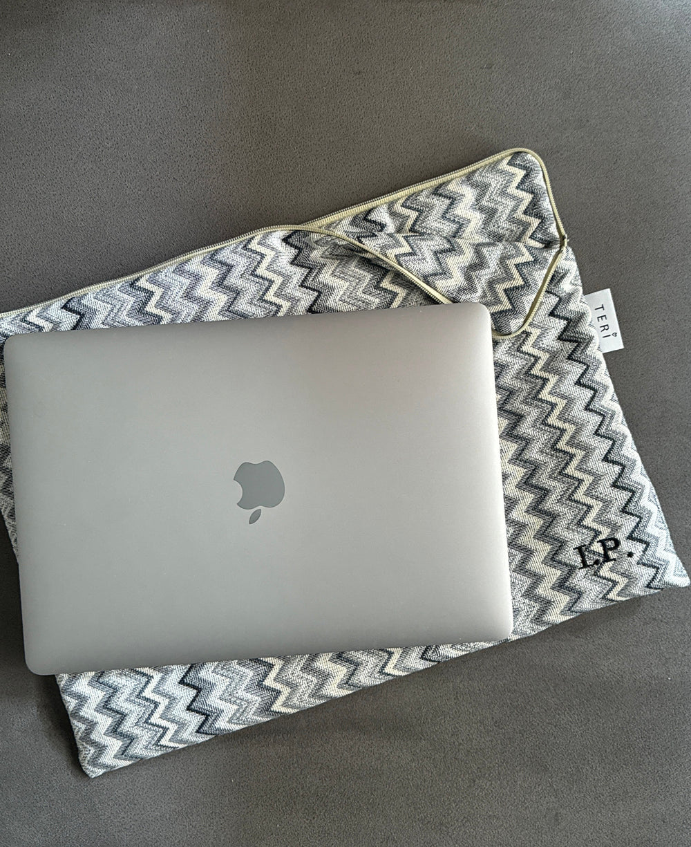 Gray taipei laptop sleeve 14”