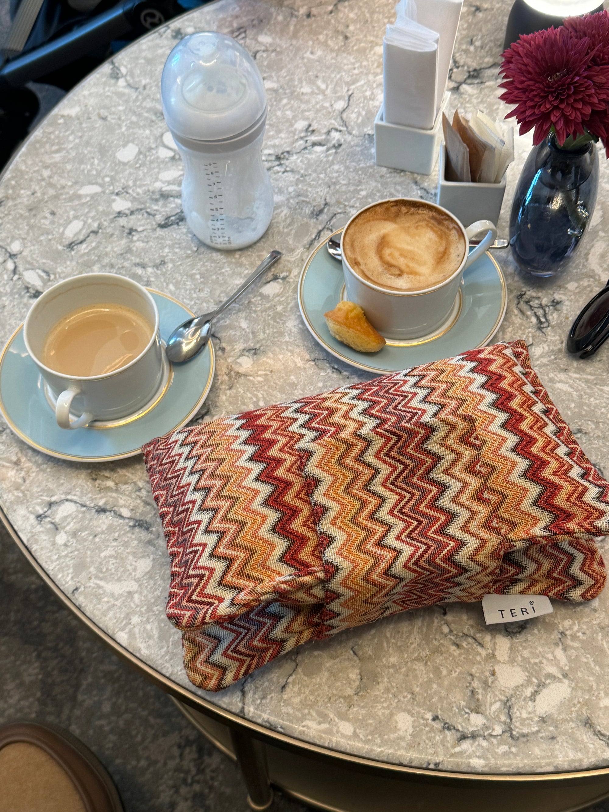 Crveni taipei organizer za presvlačenje