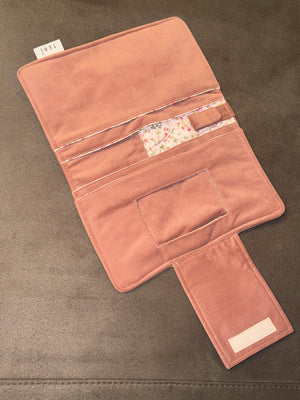 Soft pink velvet mom organizer