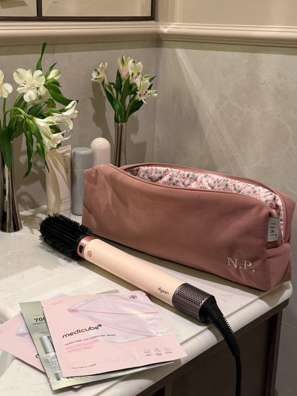 Soft pink velvet case for Dyson Airstrait