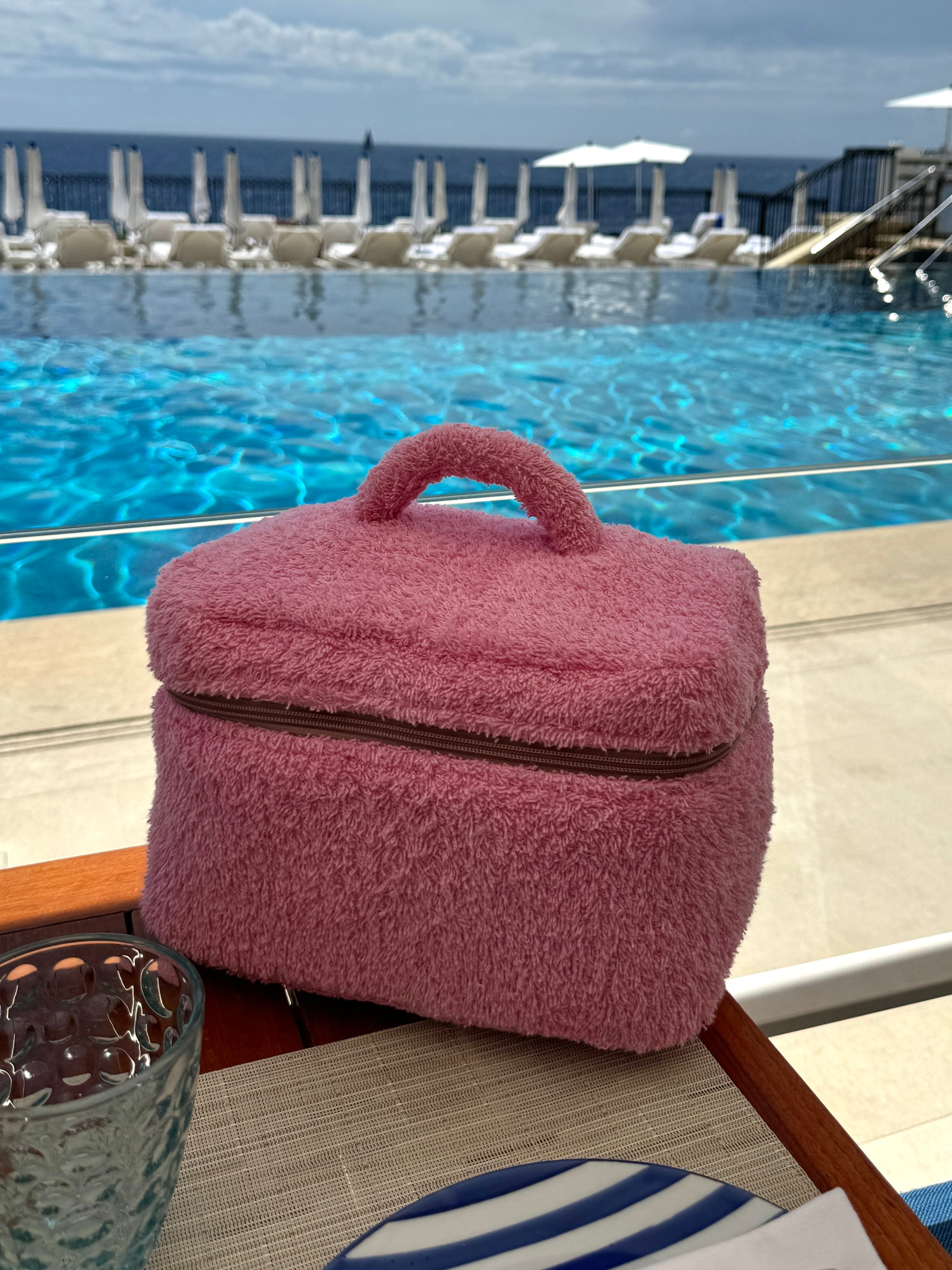 Roze frotirni koferčić