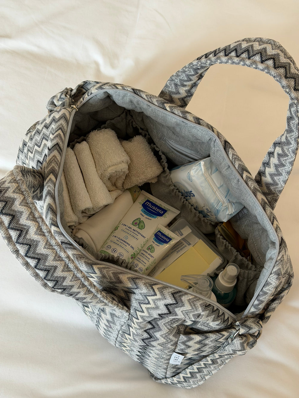 Gray taipei mom bag