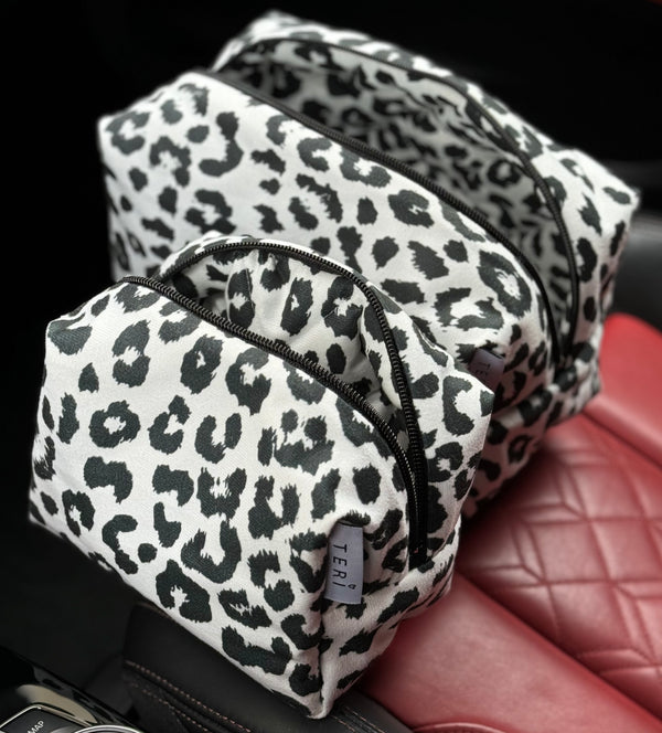 White leopard vanity bag