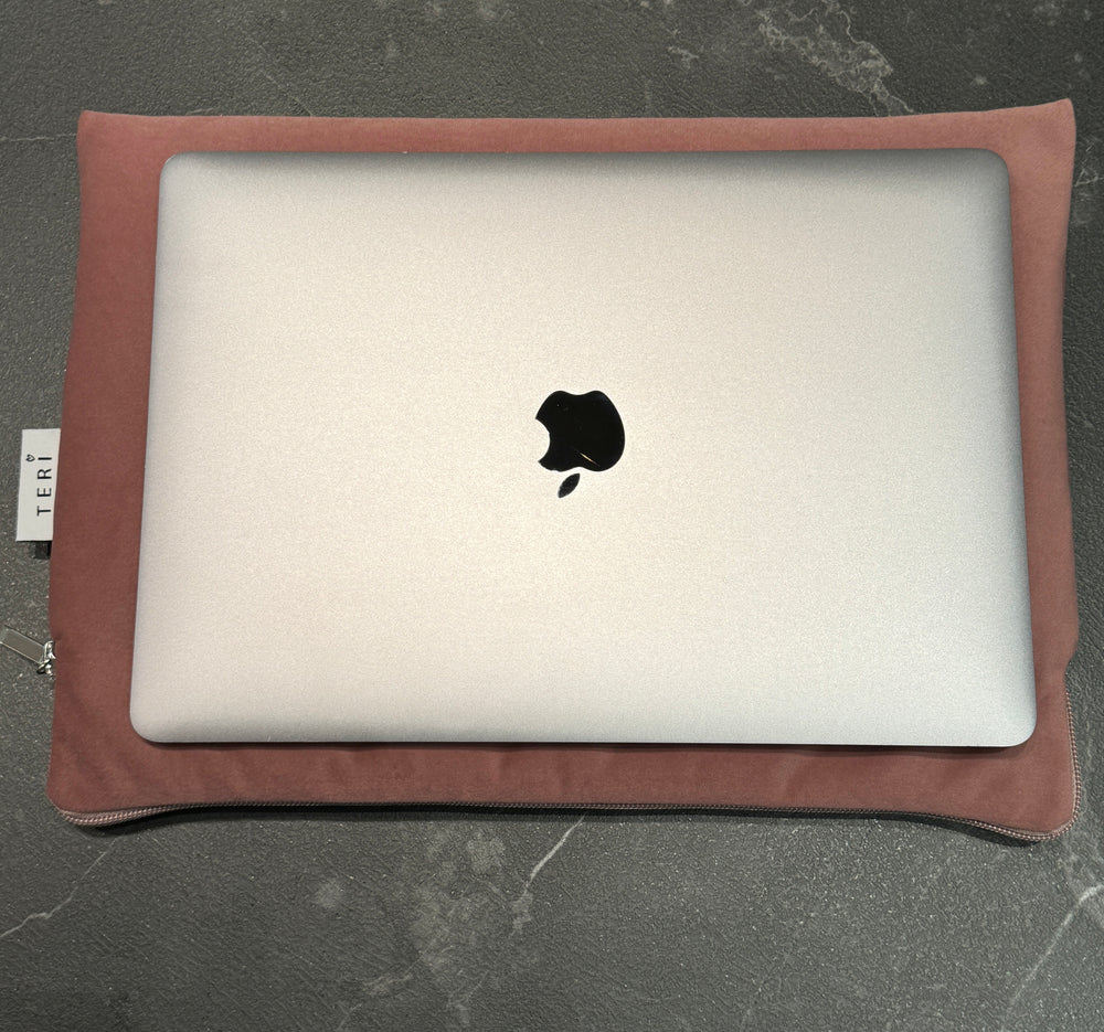 Soft pink velvet laptop sleeve 14”