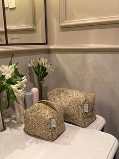 Green floral vanity bag