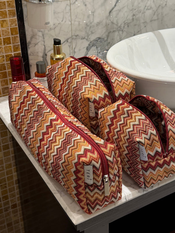 Red taipei case for Dyson Airstrait