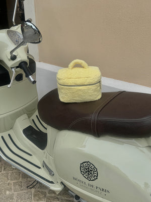 Mini yellow beauty case