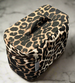 Mini leopard beauty case