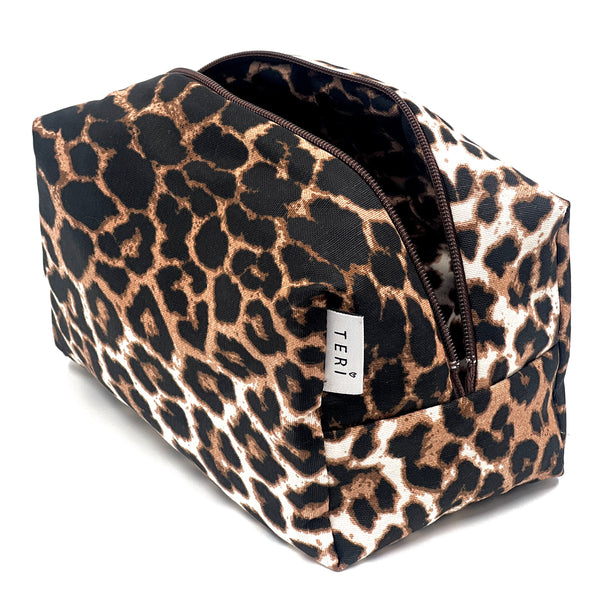 Leopard vanity bag