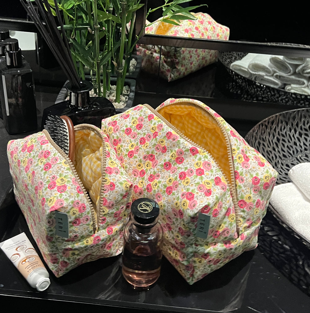 Vintage floral vanity bag