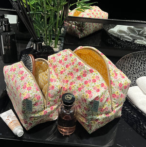 Vintage floral vanity bag