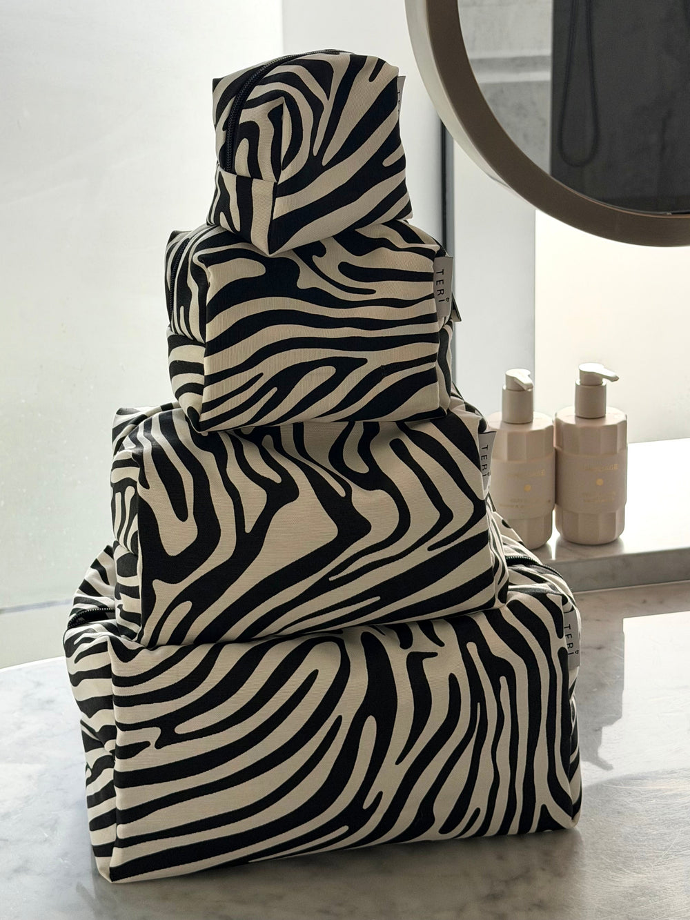 Jumbo zebra vanity bag
