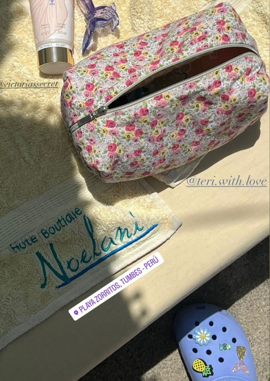 Vintage floral vanity bag
